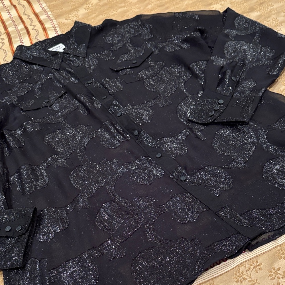 NWOT Ariat Black Sheer Sparkle Blouse, snap closures, 100% polyester, XL